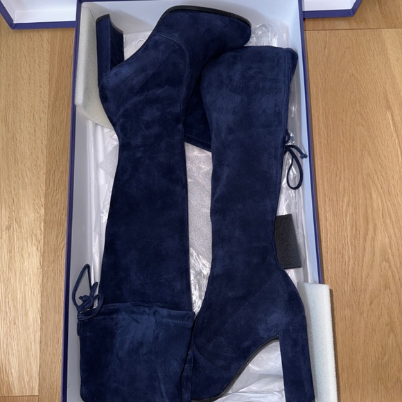 Stuart Weitzman Hiline Boots in Nice Blue Suede - Picture 6 of 9